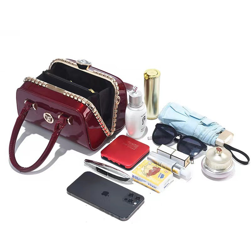 Clutch Elegante con Diamantes para Mujer